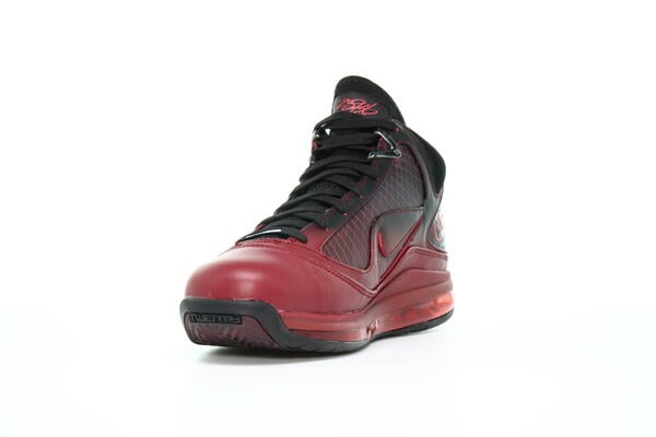 Lebron deals 7 red